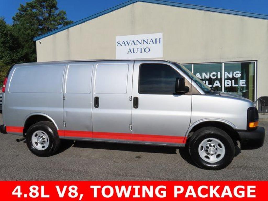 2015 Chevrolet Express 2500 Work Van HD's photo