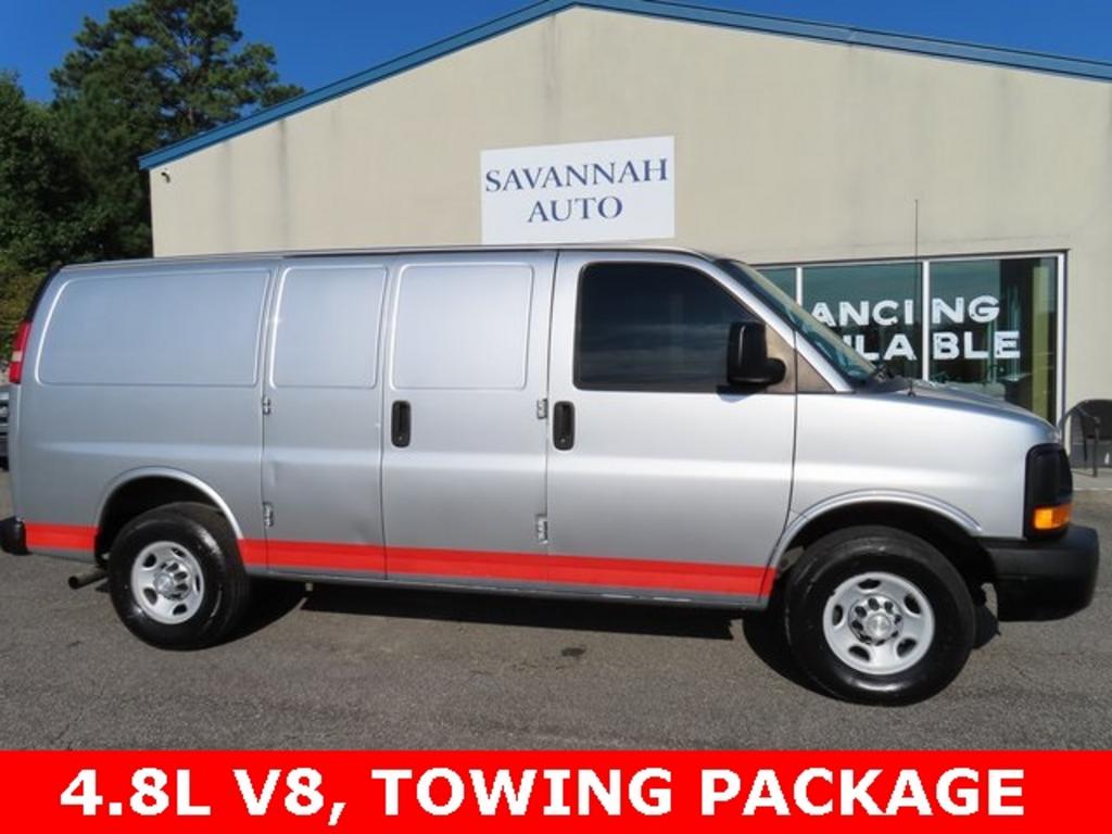 2015 Chevrolet Express Cargo Work Van's photo