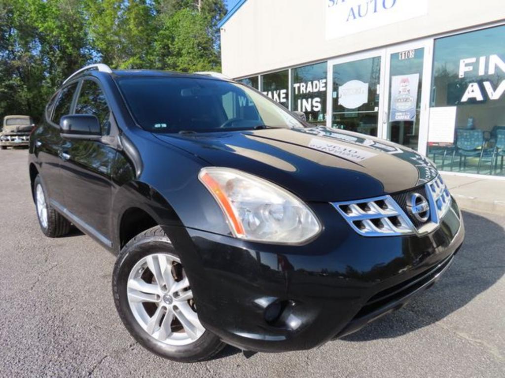 2013 Nissan Rogue SV FWD's photo